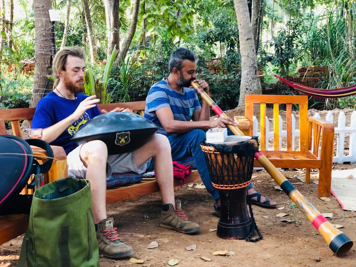 Hostel The Moustache Mermaid Camping, Retreat And Community Centre